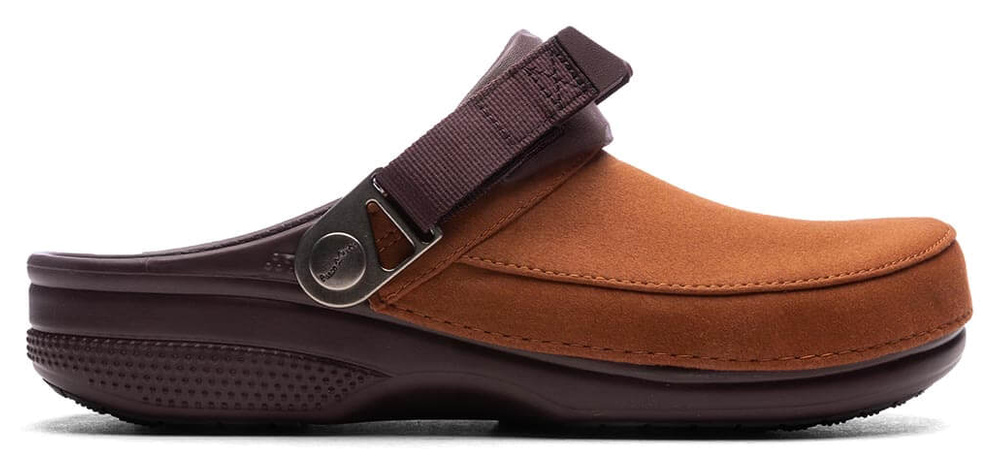 Crocs Classic Clog RO Museum of Peace & Quiet Mocha